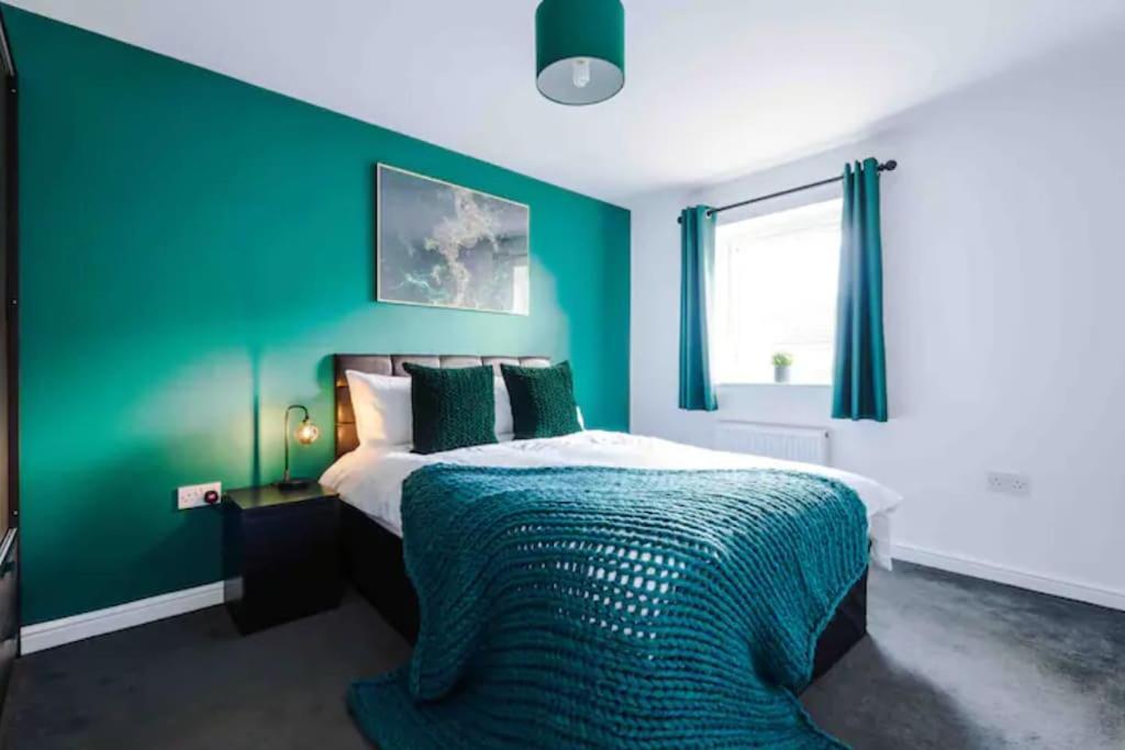 Spacious 5 Bedroom Home Hosted By Mcr Dens Manchester Luaran gambar
