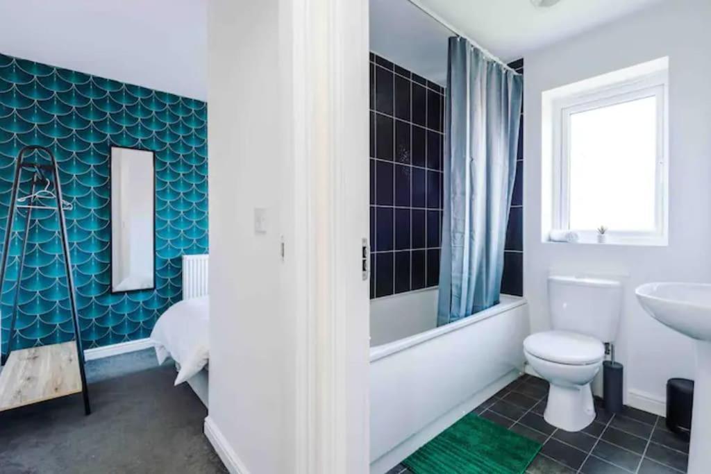 Spacious 5 Bedroom Home Hosted By Mcr Dens Manchester Luaran gambar