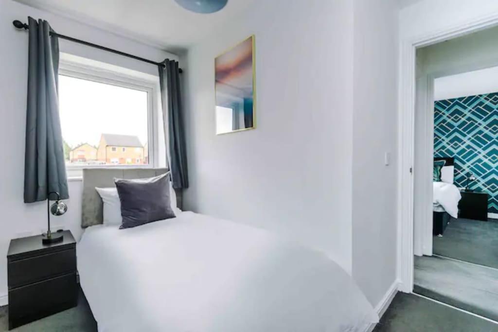 Spacious 5 Bedroom Home Hosted By Mcr Dens Manchester Luaran gambar